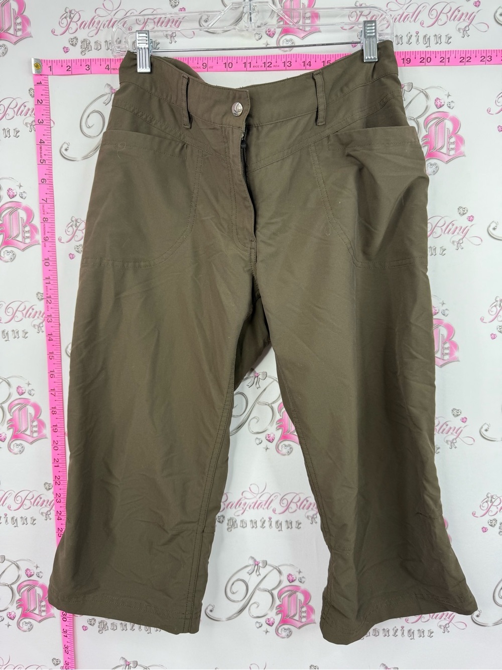 Mountain equipment co capri brown Olive Cropped Pants cargo